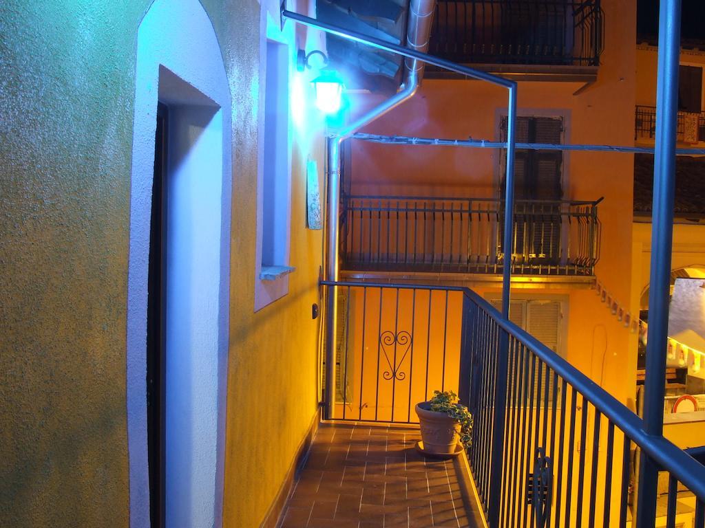 B&B Il Campo Dei Papaveri Mornese Habitación foto