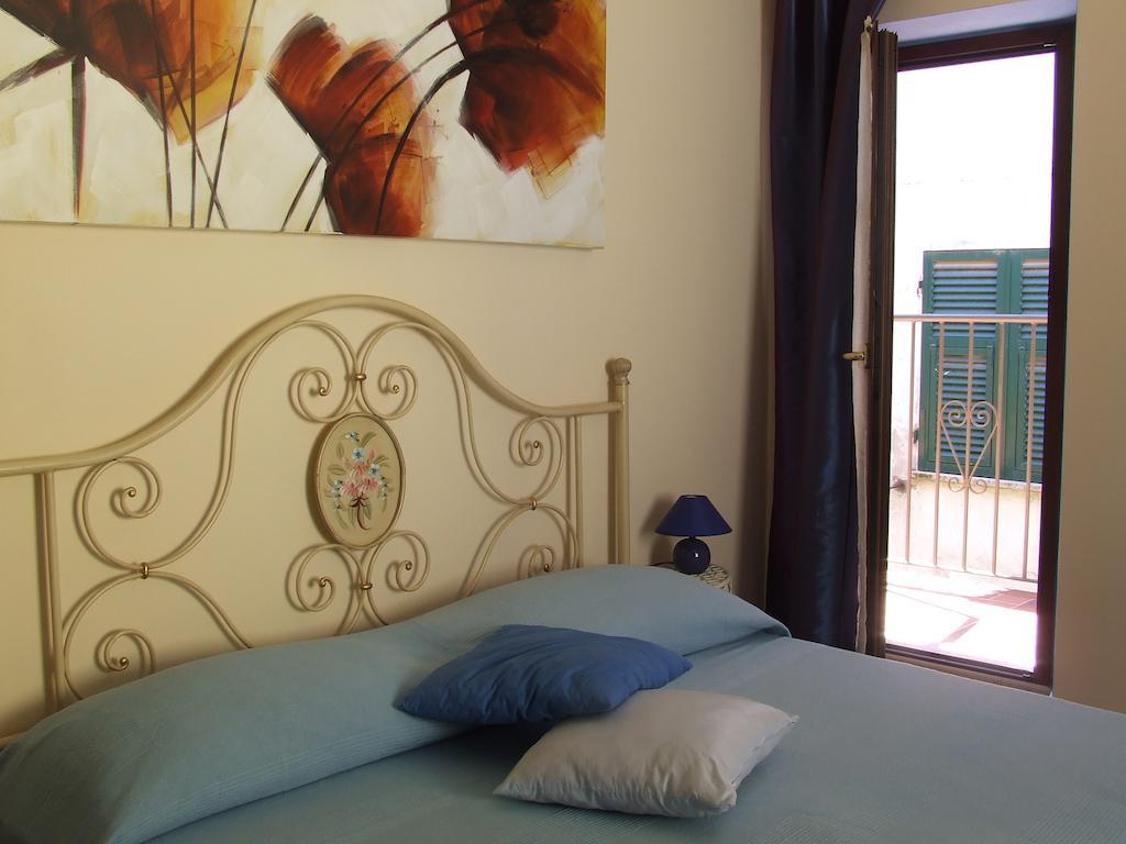 B&B Il Campo Dei Papaveri Mornese Habitación foto